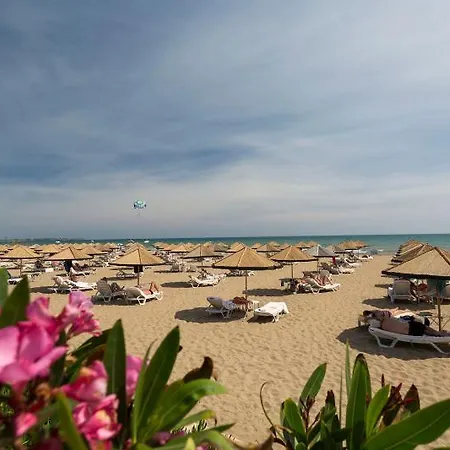 Szálloda Defne Garden 4*