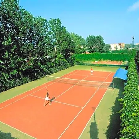 Hotel Defne Garden 4*