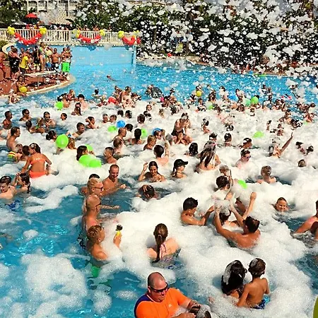 Defne Garden Hotel