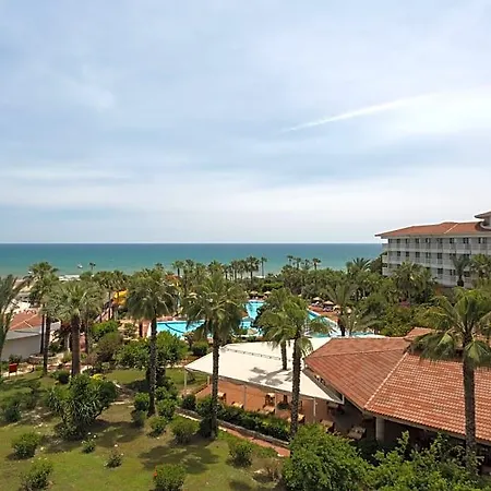 Defne Garden Hotel