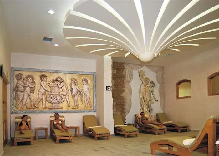 Otel Defne Garden 4*