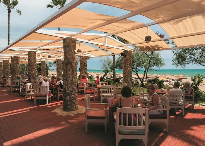 Otel Defne Garden 4*