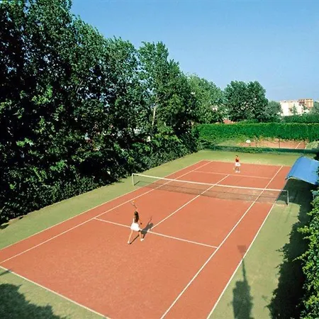 Ξενοδοχείο Defne Garden 4*
