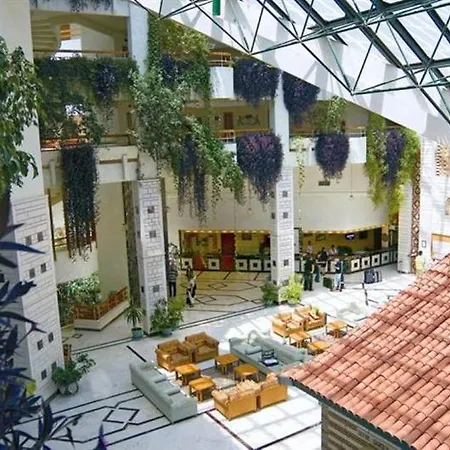 Ξενοδοχείο Defne Garden