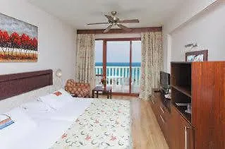 Ξενοδοχείο Defne Garden 4*